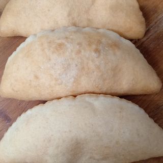 Calzone fritto cotto e formaggio