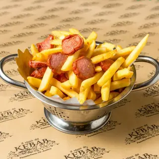 Patate fritte con wurstel