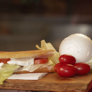 Caprese class piccolo