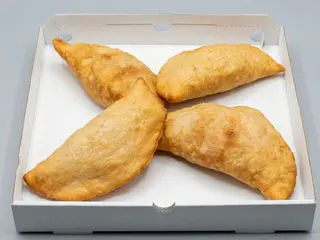 Panzerotto salame piccante patatine