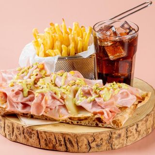 Pinsa la mortazza