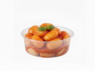 Gnocchi al sugo — una porzione