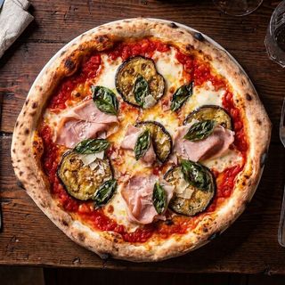 Pizza parmigiana