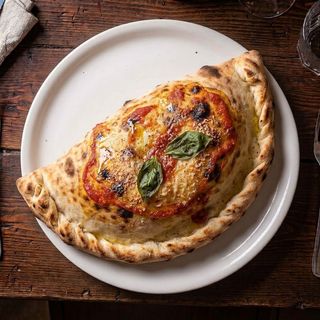 Calzone rosso