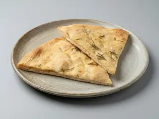 Focaccia al piatto