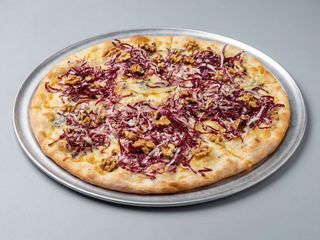 Pizza la radicchio al spicchio 