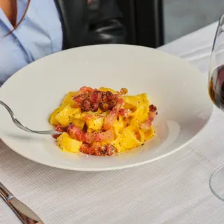 Carbonara pasta