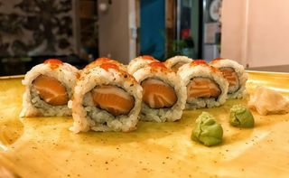 Uramaki spicy salmon (8pz)