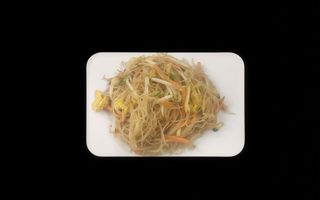 P15. Spaghetti di soia con verdure 