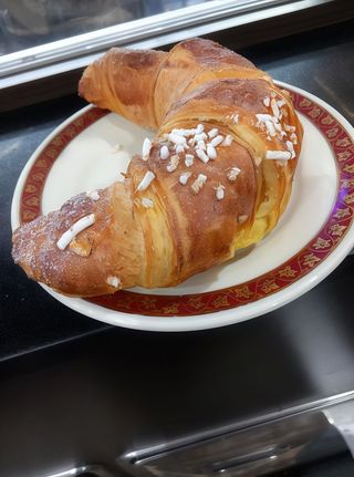 Cornetto grande marmellata