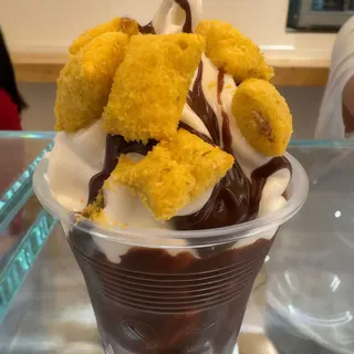 Yogurt piccolo con salse