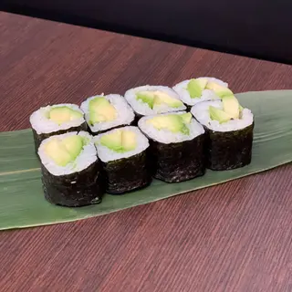 72. Hossomaki avocado