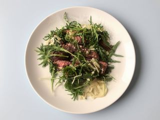 Menù Tagliata: salumi, Tagliata con rucola & scaglie di grana, acqua 