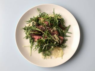 Tagliata di vitello con rucola, grana 