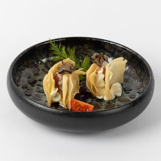 2. Tayo