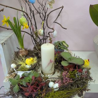 centrotavola pasquale con candela