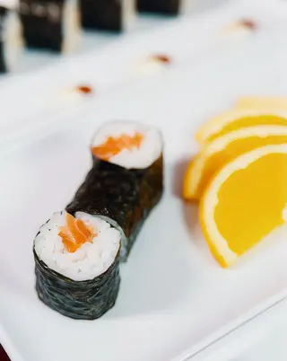 Hosomaki salmone