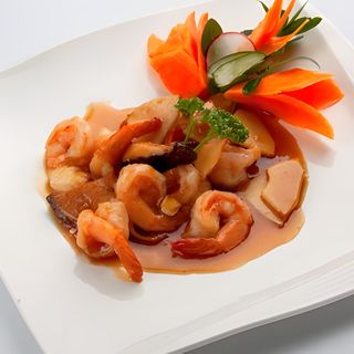 Gamberi bambu e funghi