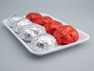 Baci di siena panna e canditi glassati al cioccolato fondente