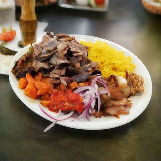 Kebab piatto con riso basmati - medio