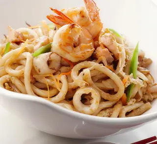 37. Yakiudon