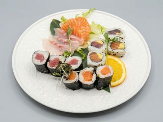 Maki sashimi