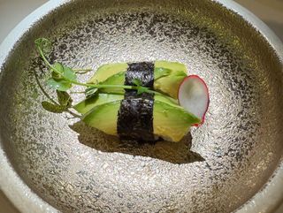 Nigiri avocado