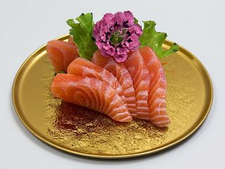 208. Sashimi Sake 12 pezzi