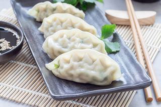 17. Gyoza al vapore