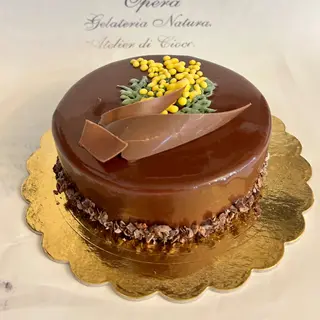 Torta Tre Cioccolati (4-6 per)