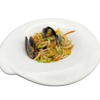 308 Spaghetti udon frutti di mare