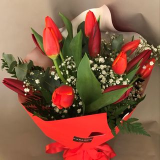 Tulipani  colori secondo la disponibilità del giorno