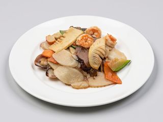 29 Gnocchi coreani con frutti di mare