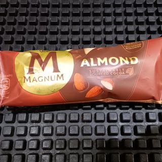 MAGNUM MANDORLE