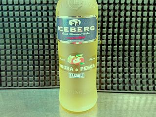 PESCA ICEBERG VODKA