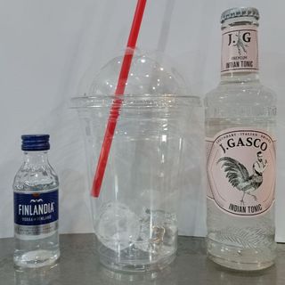 VODKA TONIC