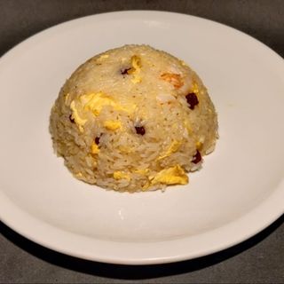 37. Riso con gamberi e ananas