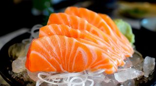 Sashimi salmone