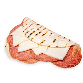 Piadina salame e mozzarella
