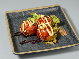 A8. Takoyaki - 3 pezzi