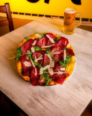 Focaccia con Bresaola e Rughetta