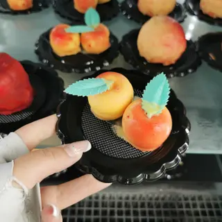 frutta realistica pesca