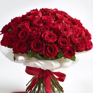 101 red roses