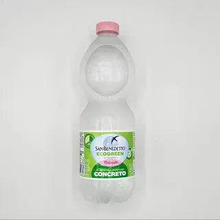 Acqua naturale
