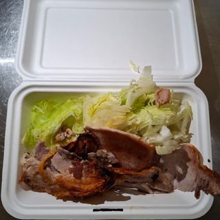 Porchetta di Ariccia con insalata