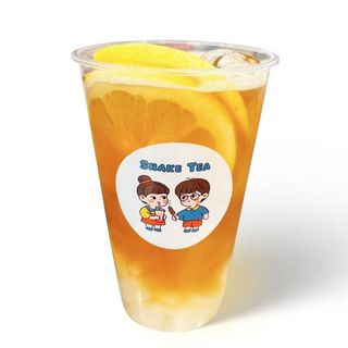 Tè nero con limone fresco (Grande)