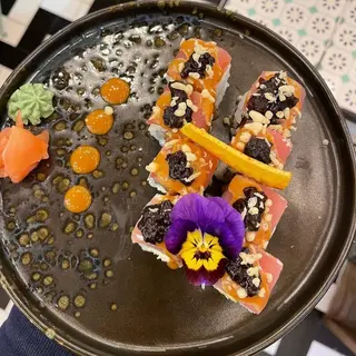 #14 - SALMON ROLL