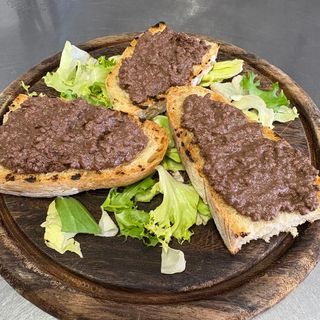 Crostini toscani