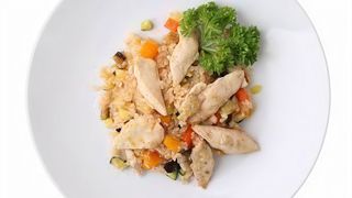 Riso pollo verdure