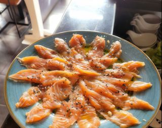 81. Carpaccio salmone